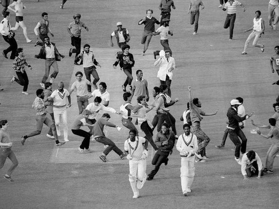 India winning worldcup 1983