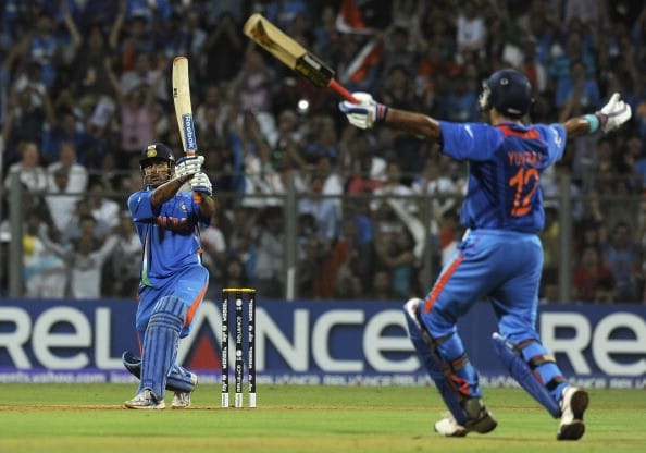 dhoni winning six