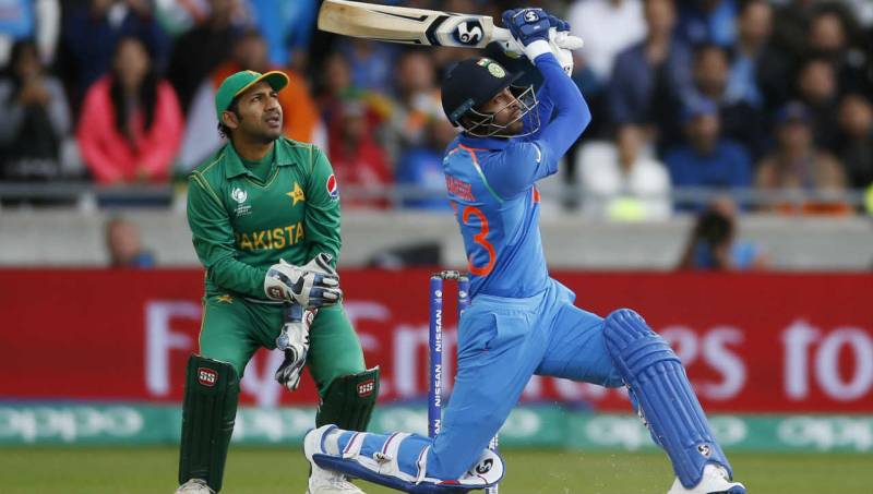 Hardik Pandya six-hitting skills