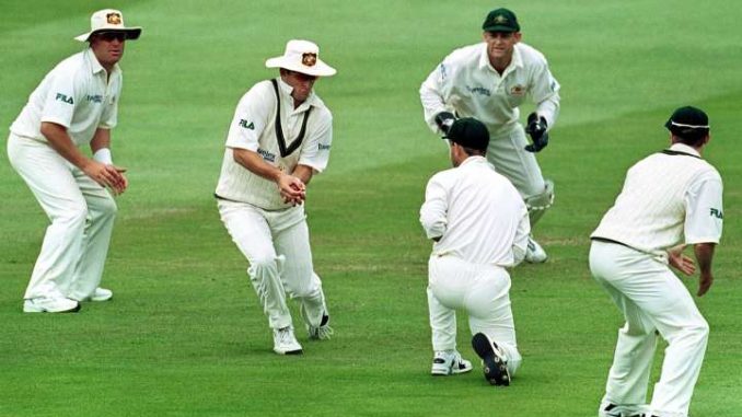 Mark Waugh and Ricky Ponting at Australian Slip cordon