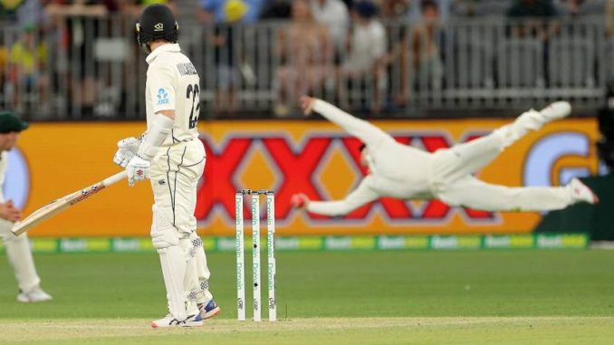 Steve Smith Best Test Catch